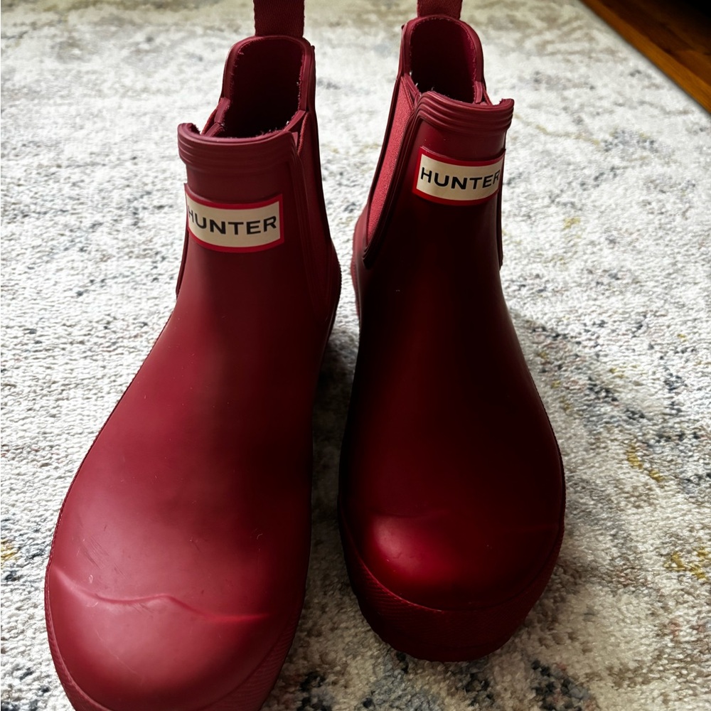 Hunter Burgundy Ankle Boots